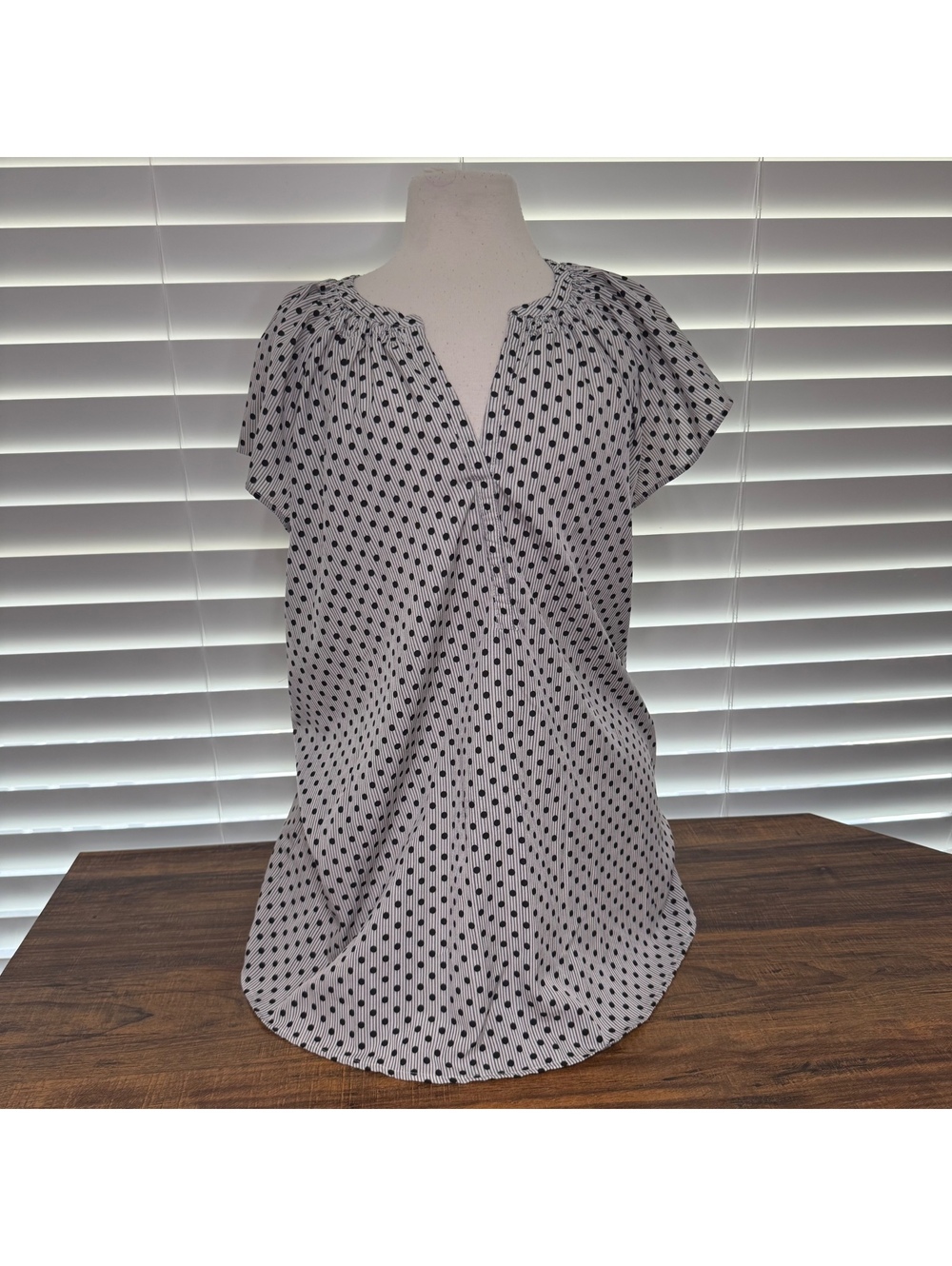 Motherhood Maternity Polka Dot Blouse Top Size Large